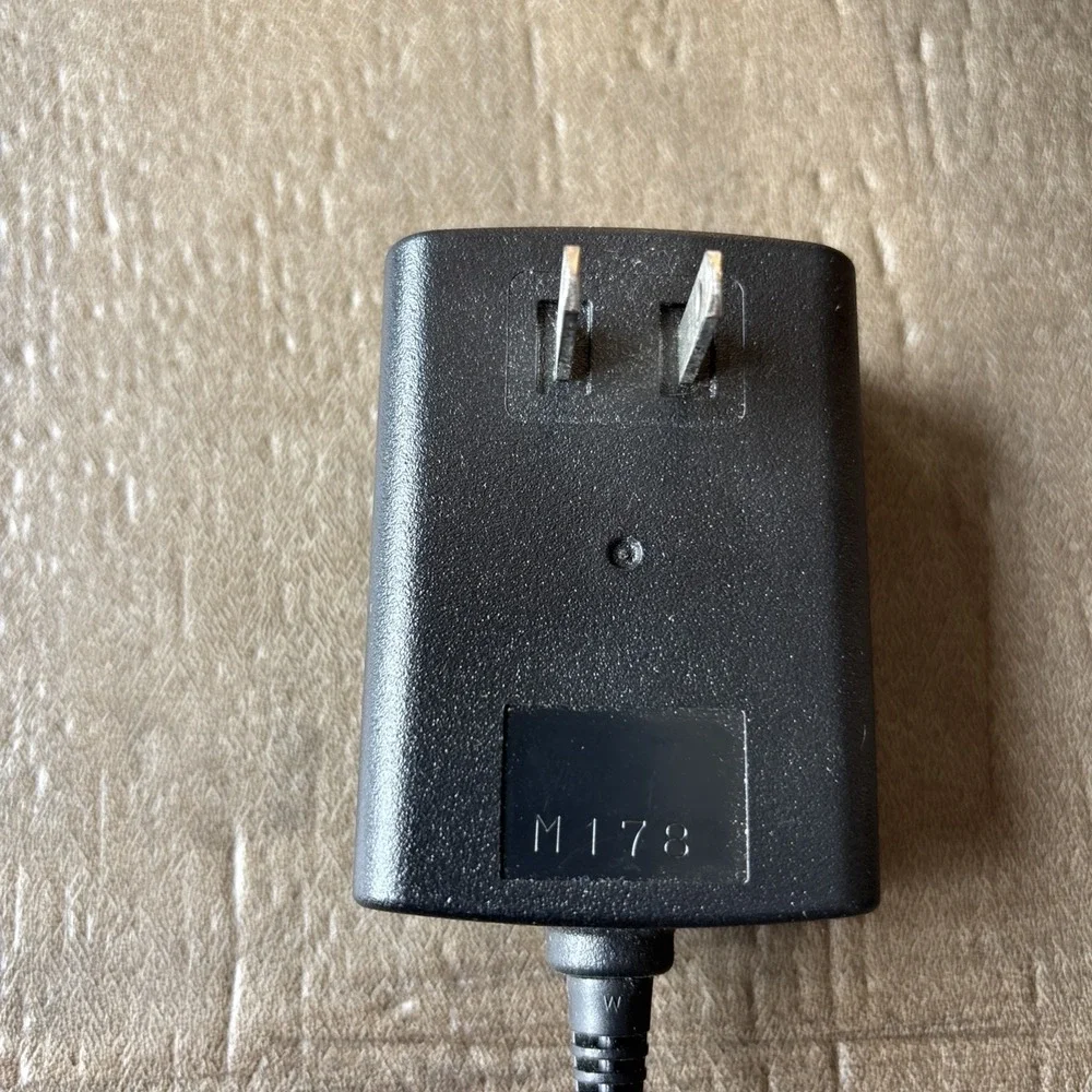 Genuine Sony AC-M1210UC AC Power Adapter for Blue-ray Player 12V 1A BDP-S3700